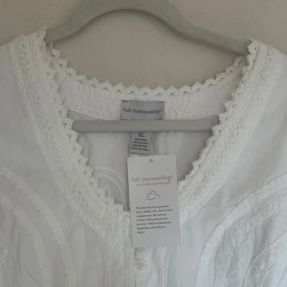 Soft Surroundings 100% Cotton Lace Trim Button-Up Top NEW with tags XL - Picture 2 of 5